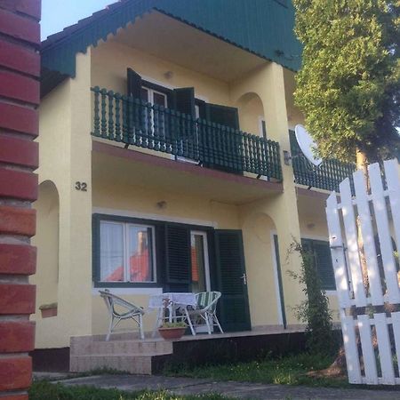 Holiday Home In Balatonmariafuerdo 19327 Balatonkeresztúr Kültér fotó