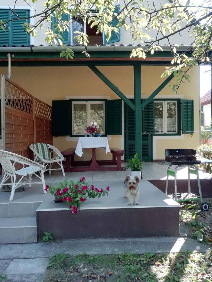 Holiday Home In Balatonmariafuerdo 19327 Balatonkeresztúr Kültér fotó